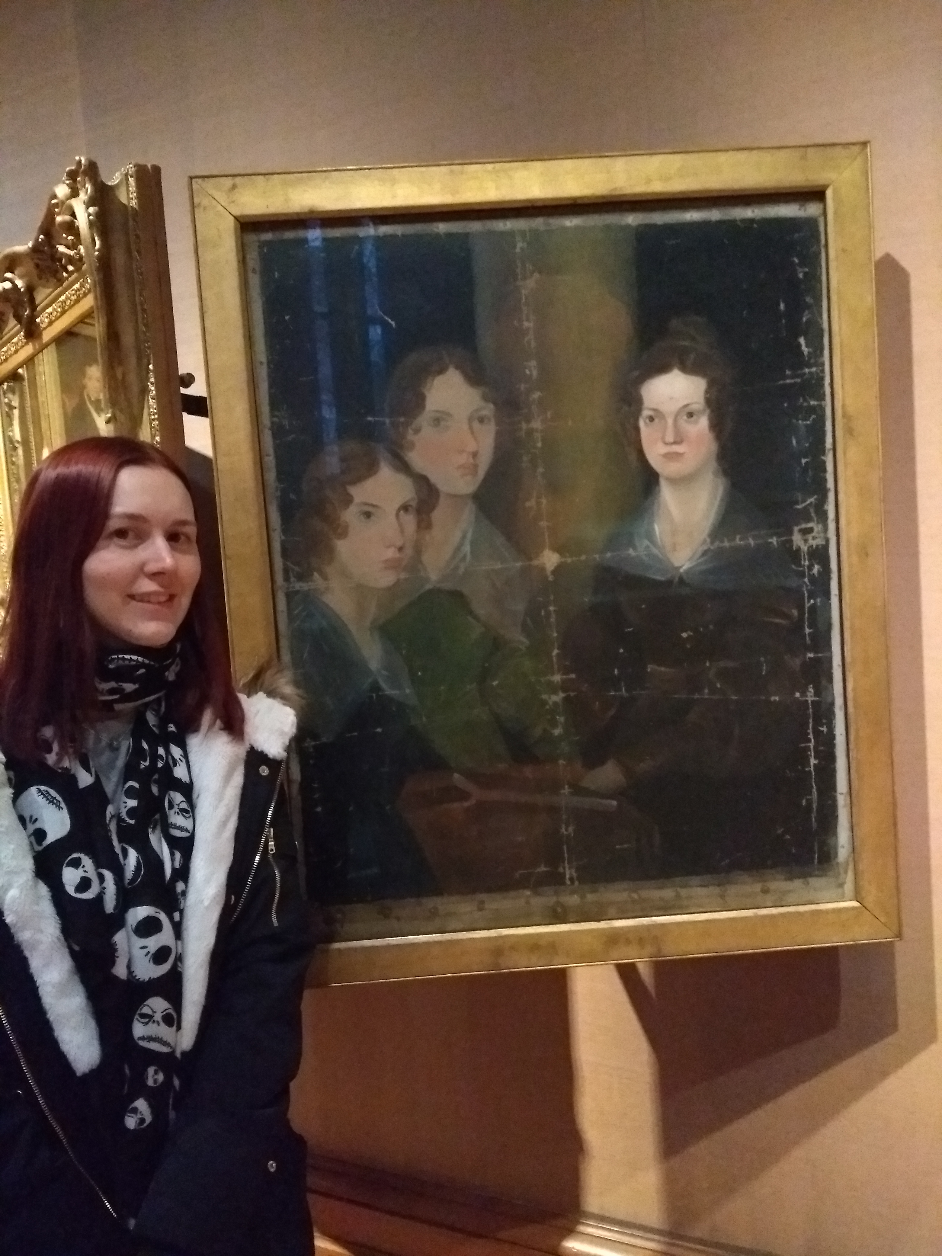 Nicola Friar posing for photo with famous artwork