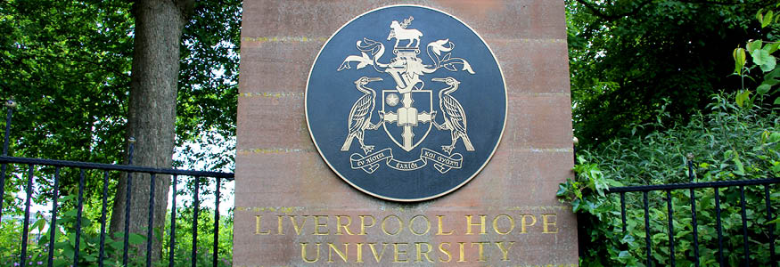 Liverpool Hope University crest